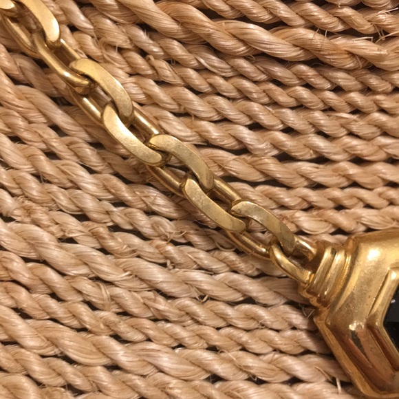 VTG Swarovski authentic ( SAL) Black crystal gold finish fancy necklace - Picture 5 of 7